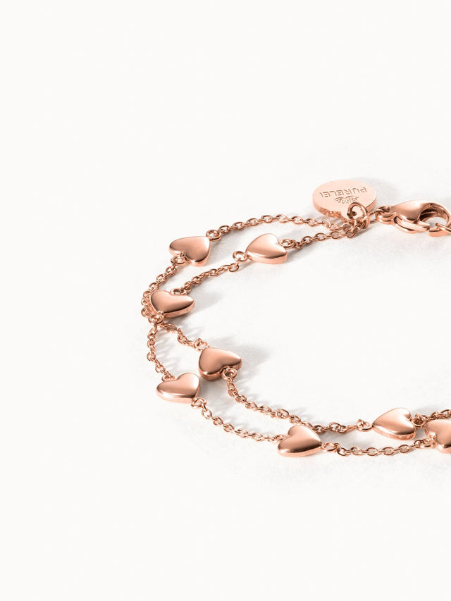 Roségoldenes Alohi Heart Armband mit kleinen Herzen, nickelfrei, elegant inszeniert, pure Hawaiiantik von PURELEI.