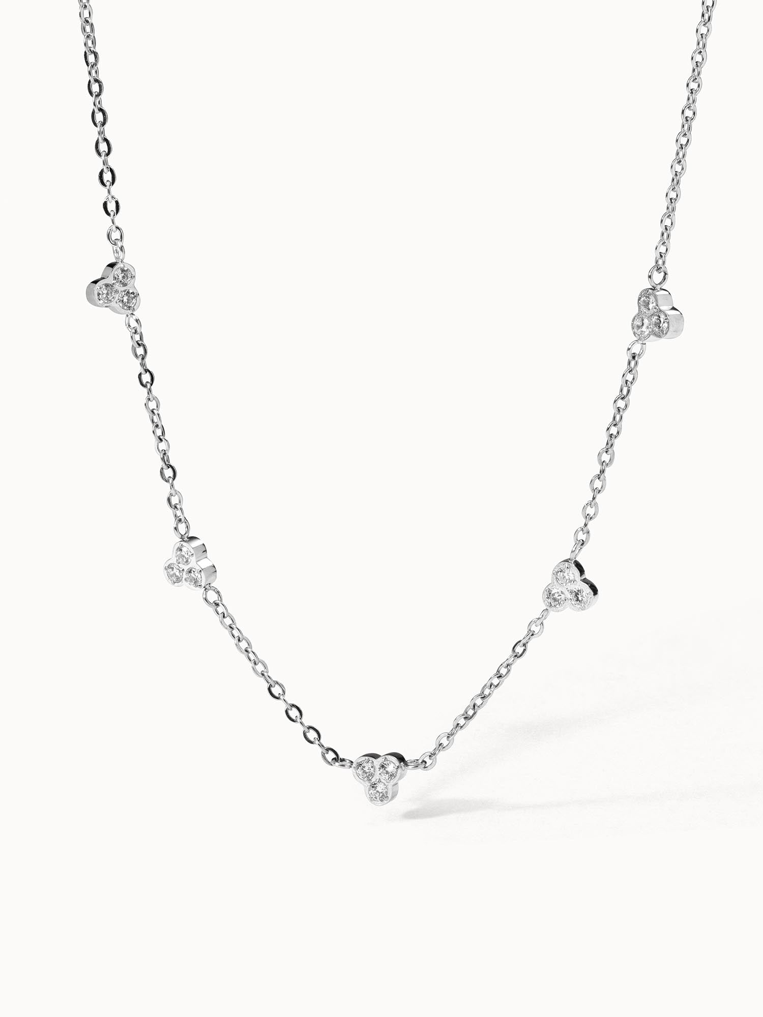 Amicizia Kette von PURELEI, filigrane silberne Edelstahlkette mit funkelnden weißen Zirkonia, elegant und zeitlos.