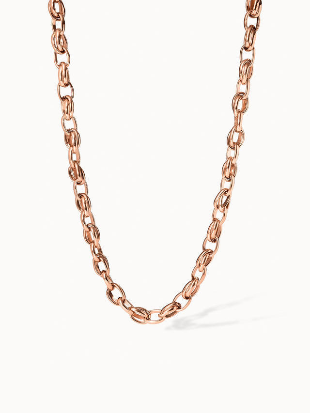 Roségoldene Kette mit ovalen Gliedern von PURELEI, elegant und modern.