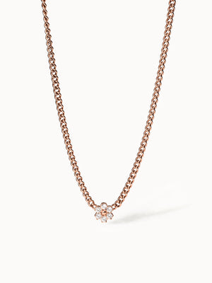 Roségoldene Kette mit blütenförmigem Anhänger, PURELEI, elegant und feminin.