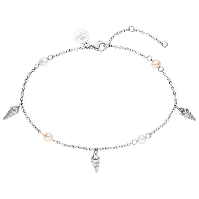 PURELEI Akala Fusskettchen in Silber mit Muschelanhängern und Süßwasserperlen, elegant und feminin.