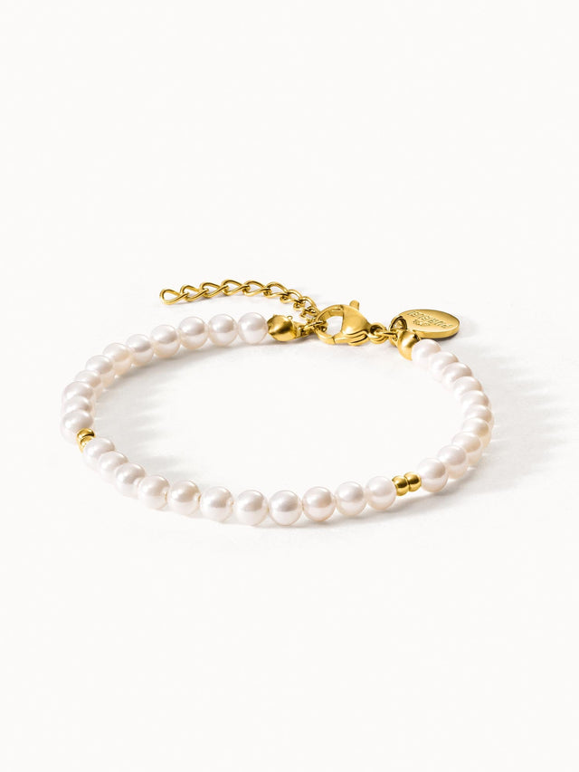 Perlenarmband mit goldenen Akzenten von PURELEI, elegant und feminin.