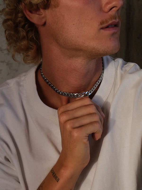 Bold Curb Chain