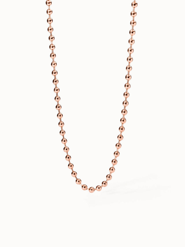 Roségoldene Perlenkette von PURELEI, elegant und zeitlos, perfekt für jeden Anlass.