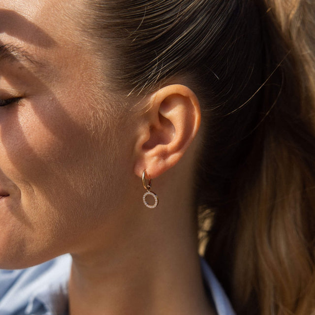 Closed Glow Earring - INT PURELEI
