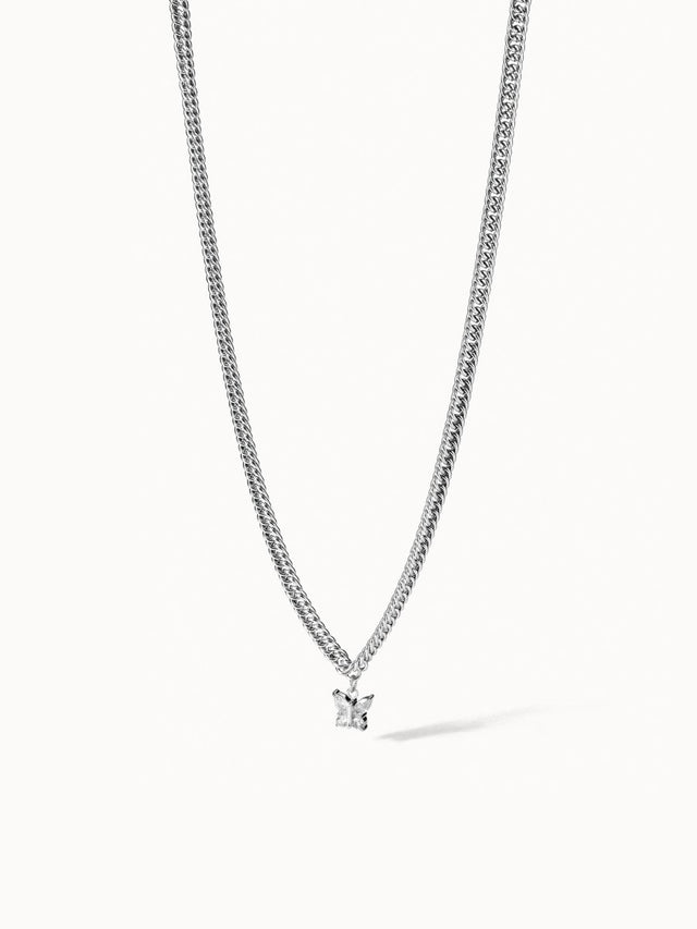 Delicate Butterfly Necklace - INT PURELEI