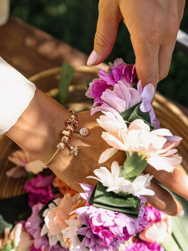 Lei Wax Flower Charm - INT PURELEI